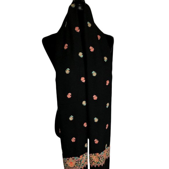 Scarves and shawls | Large Winter wrap | Cold Weather Shawl | Wedding gift ideas - Picture 2 of 11